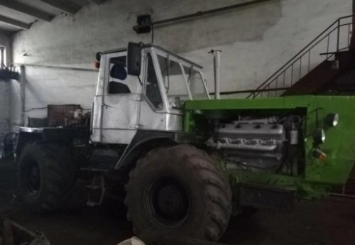 на фото: Продам трактор Т-150  Б/У, 1990г.- Екатеринбург